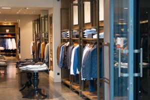 shop-906722_1920